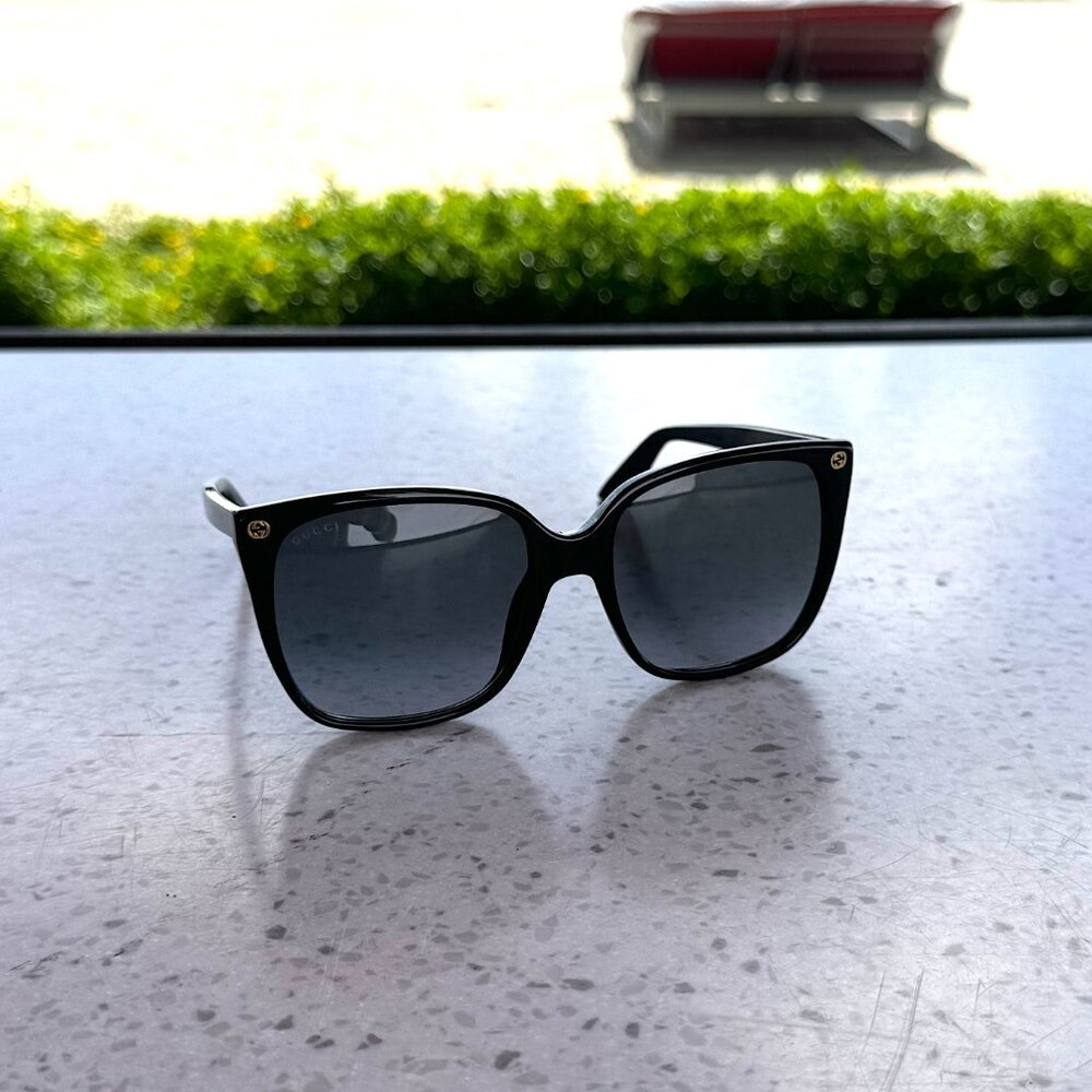 Gucci GG0022S 001 Black Black Grey Sunglasses Women - Picture 6 of 13